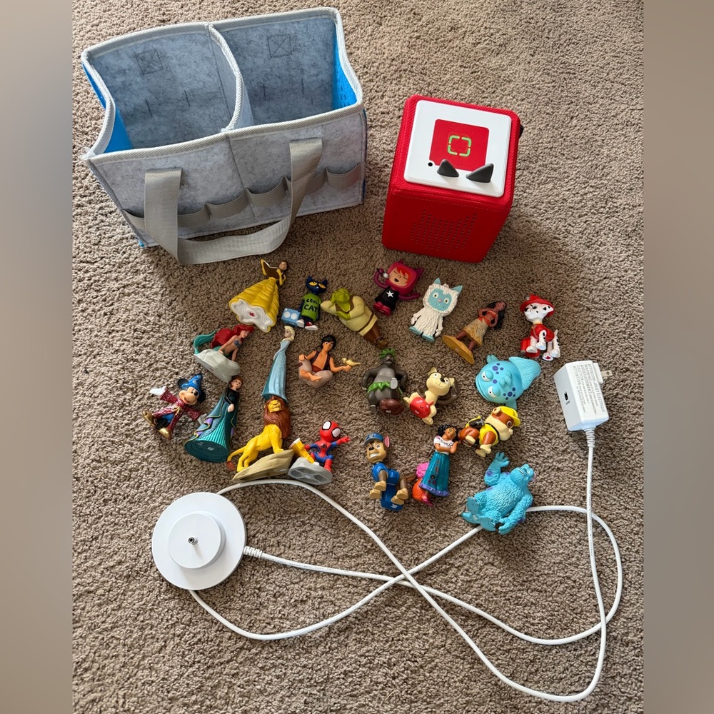 Red Toniebox with 21 Tonies and carrier